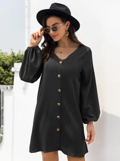 Vestido mini de manga larga con escote en V