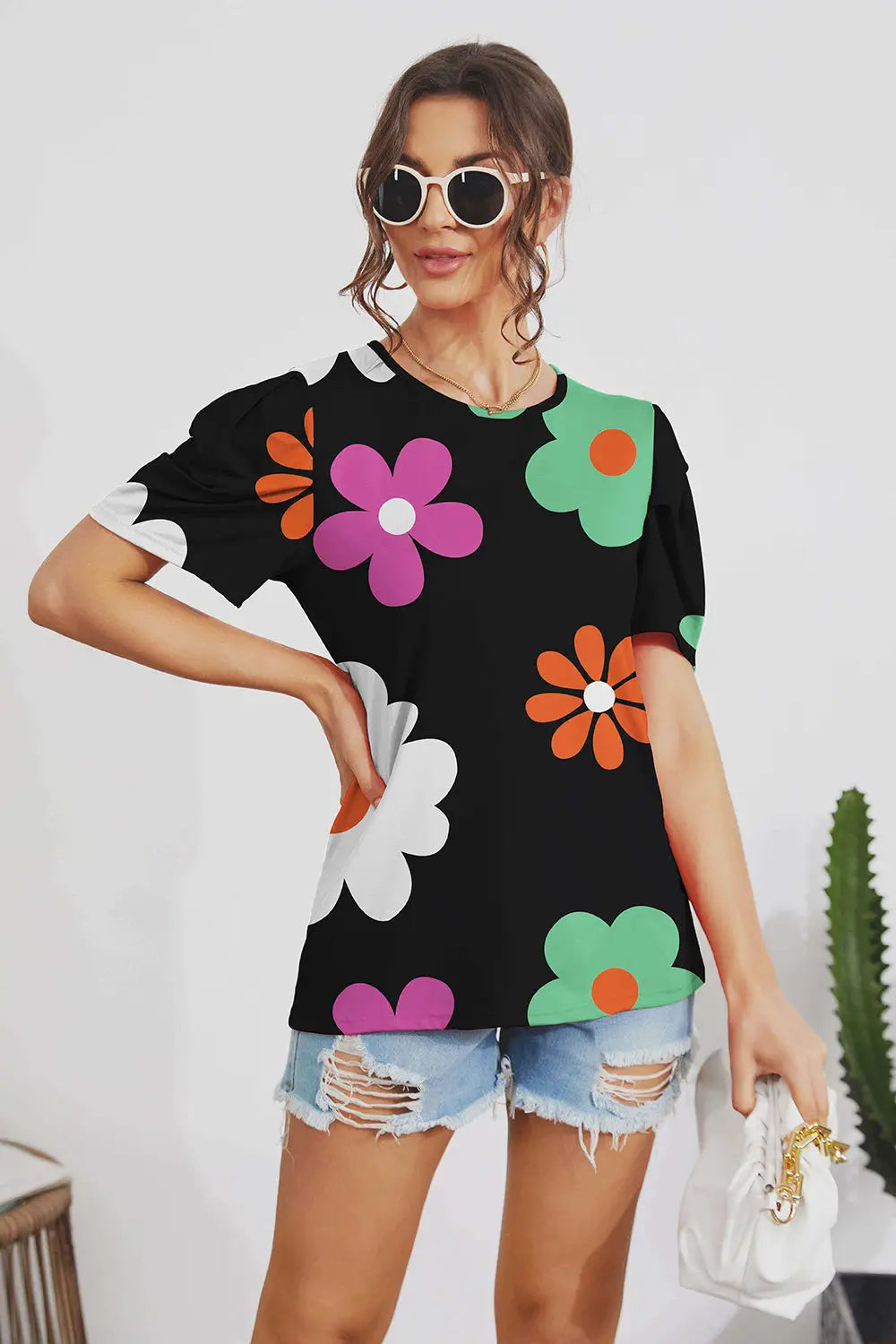 Blusa de manga corta con cuello redondo y flores FAM-FAM