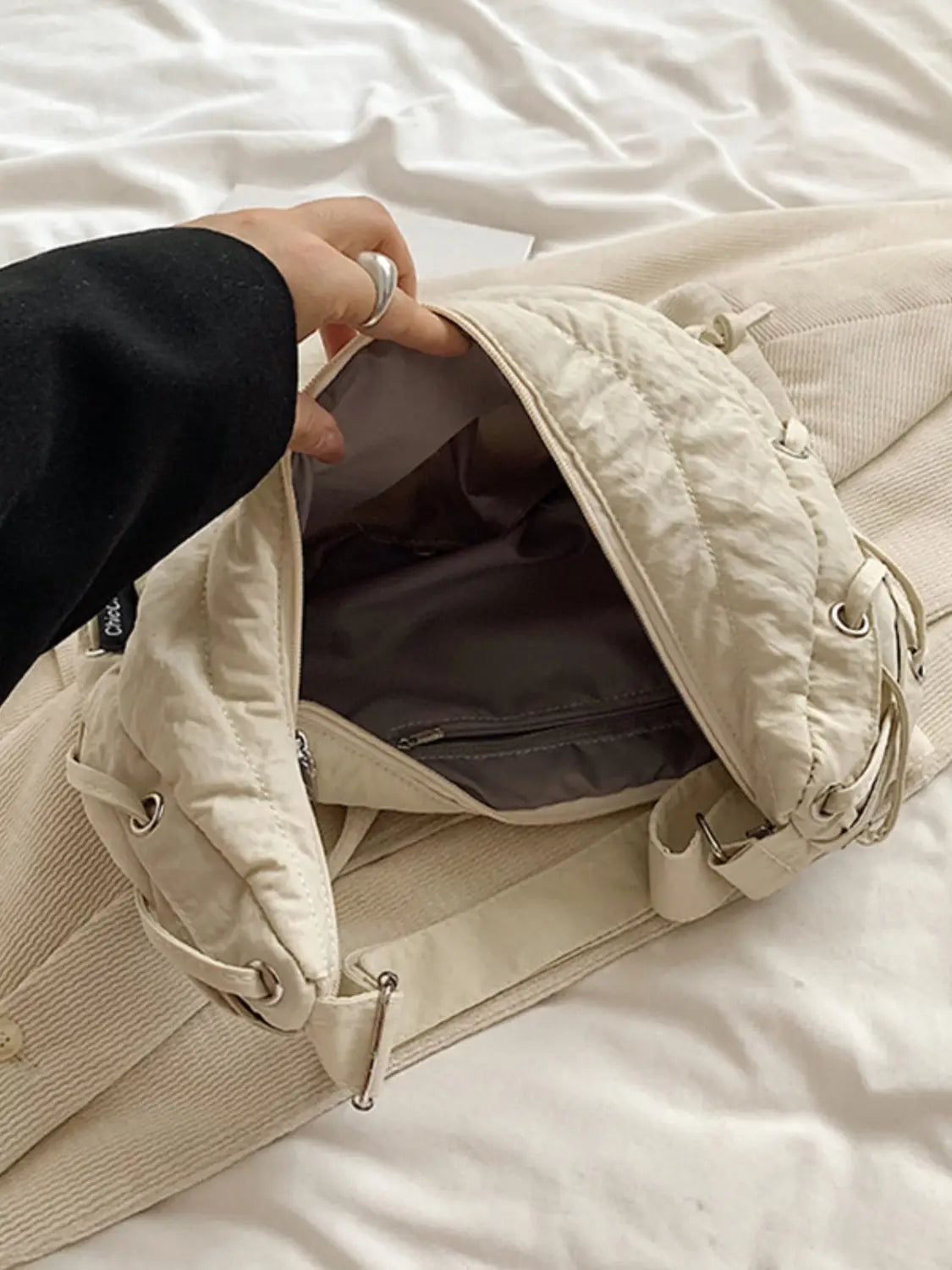 Bolso bandolera de poliéster con cordones